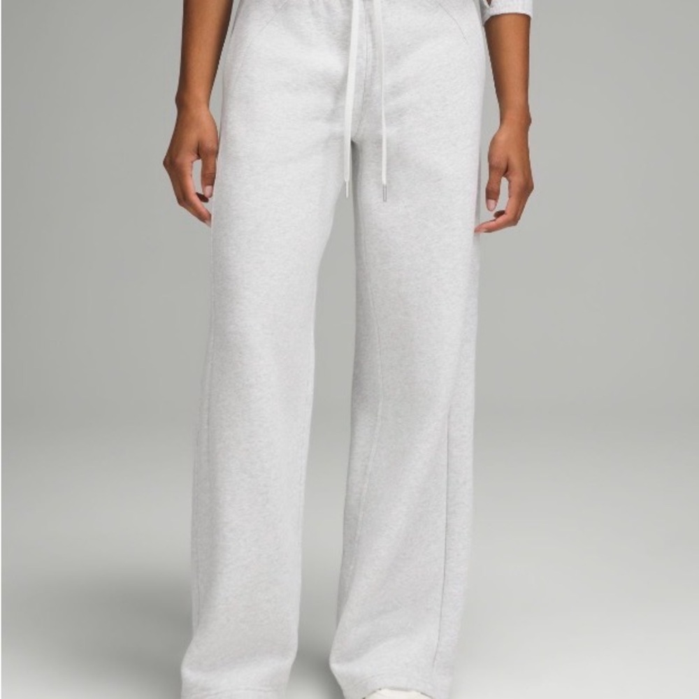 Lululemon athletica scuba mid-rise wide leg pant heathered core ultra light grey